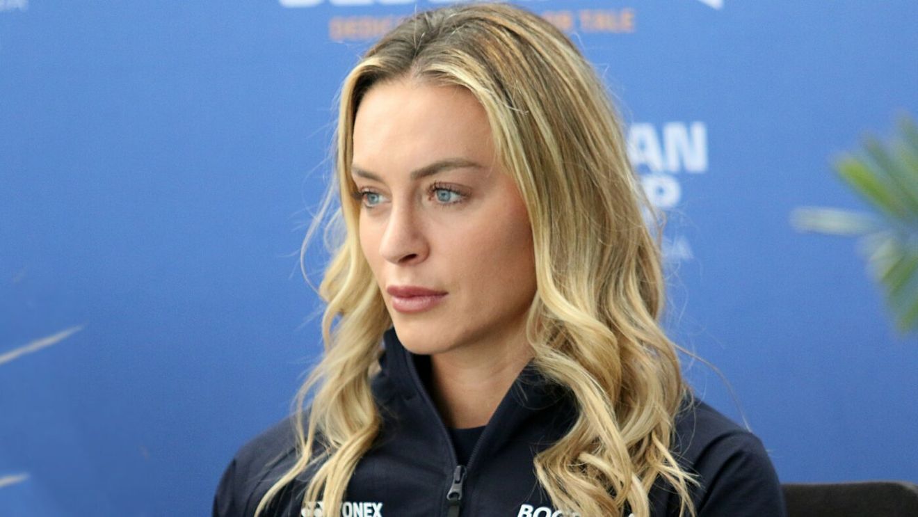 Ana Bogdan, în spital pe perfuzii: „Nu respiram bine. Bronşită acută şi pneumonie interstițială!”