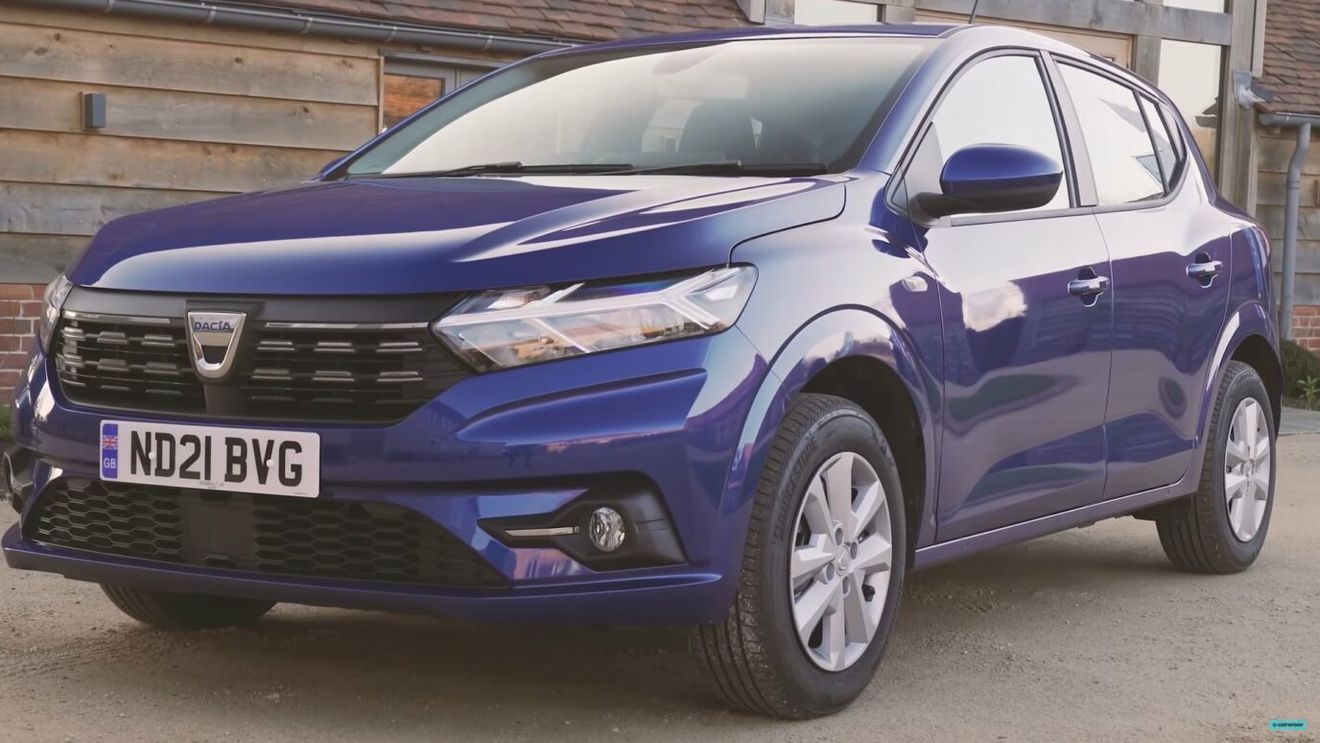 Dacia Sandero i-a uimit pe britanicii. Ce au scris englezii despre cea mai ieftină mașină din regat