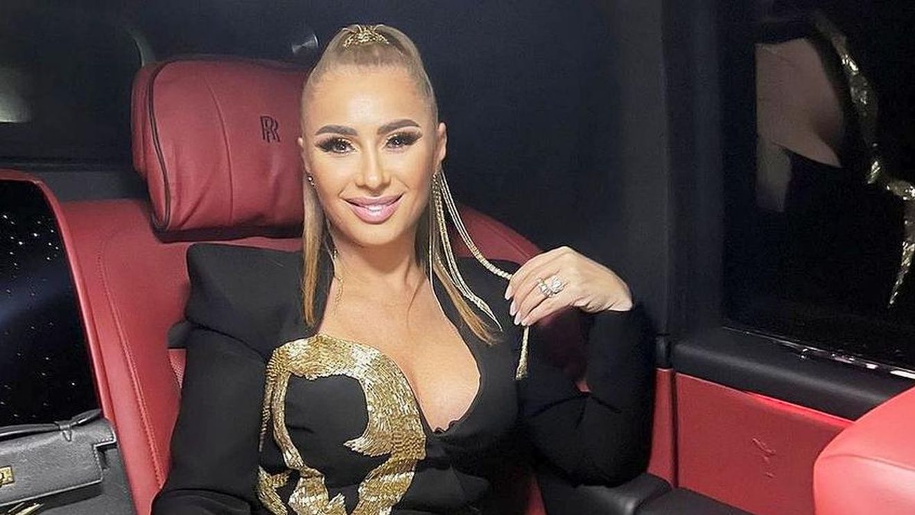 Prodanca a venit cu replica după ce Mutu a spus că ea nu se bucură de victoria lui Reghecampf: „Wow! Nemaipomenită, unică și spectaculoasă”