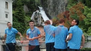 Foto EXCLUSIV** Steliștii au ieșit la plimbare în Bad Gastein! Perechea de atacanți formată pentru sezonul viitor