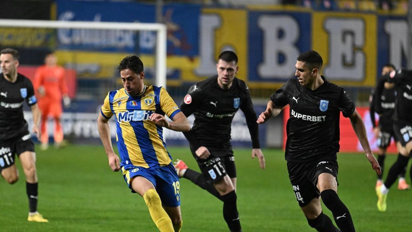 Joacă în Superliga și a descris Universitatea Craiova în presa greacă. Ce a spus despre echipa din Bănie