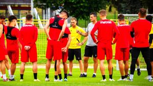 Răzvan Zăvăleanu confirmă ProSport privind tensiunile din vestiarul lui Dinamo și îi atacă fără menajamente pe fotbaliști: „Să facă întâi asta, înainte de tot felul de reproșuri”