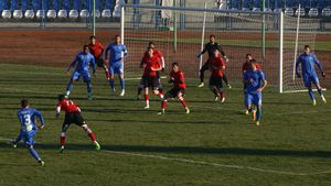 FOTO | CSU Craiova s-a chinuit cu "lanterna roșie" a Ligii 2. Herghelegiu a adus victoria în ultimul minut contra Caransebeșului