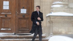 Dan Diaconescu a dezvăluit, după un deceniu, de ce a intrat Gică Popescu la închisoare: „Din ziua aia s-a răsturnat totul și justiția nu și-a mai revenit”. EXCLUSIV