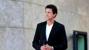 Gică Popescu, reacție surprinzătoare după erorile comise de Andrei Burcă și Radu Drăgușin în meciul România - Columbia 2-3