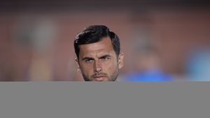 Răspunsul lui Dică la criticile lui Becali! Patronul FCSB i-a făcut praf pe toți după egalul cu CFR, dar "Dicanio" rămâne pe poziții: "Sunt puternic! Am încredere!"