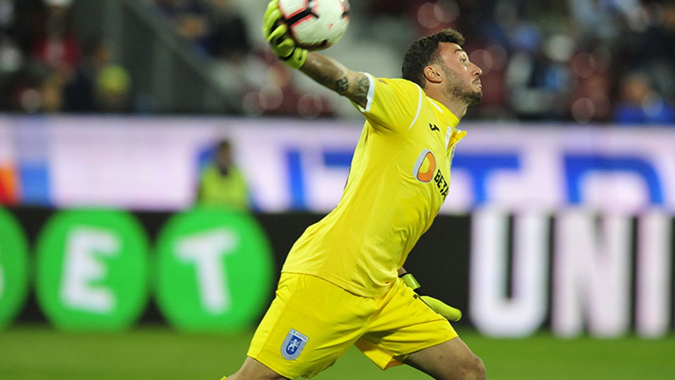 Pigliacelli a intrat într-un select "club 24". Cine e portarul lider, performanța lui "Nea Rică" și ultimul goalkeeper care înscria în primul eșalon. A punctat tot pentru Craiova, acum 12 ani! 