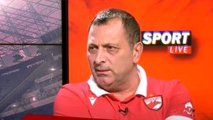 Gabi Răduță, noi detalii despre revenirea la Dinamo. „Am discutat!” Le cere „câinilor” să-și plătească datoriile. „Am de luat 3 salarii!” | VIDEO EXCLUSIV ProSport LIVE