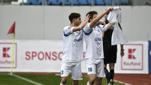 Viitorul Pandurii Târgu Jiu - Gaz Metan 1-0 | Video Online. Patru echipe din Liga 2 au ajuns în sferturile Cupei României