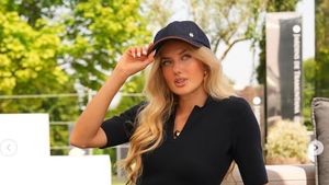 Cea mai frumoasă atletă din lume a încins internetul cu pozele postate din vacanță! Cum au reacționat fanii