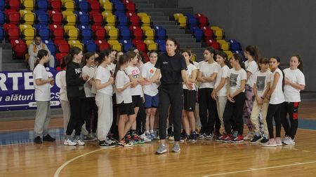 Ce este proiectul „Her World Her Rules" lansat de FIBA Europe și cui se adresează! Svetlana Simion: „Este frumos să fii lângă acești copii minunați care joacă baschet" | SPECIAL
