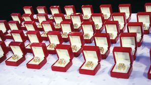 "Frăția inelelor" Cine le va purta anul acesta?