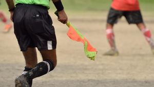 Arbitru, bătut cu sălbăticie la Arad! Primarul desființează echipa după gestul agresorului