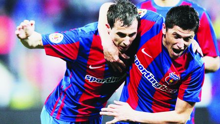 "Tănase are ghinion**, toate oalele se sparg în capul lui!" Vezi mesajul "Motanului" pentru fanii Stelei