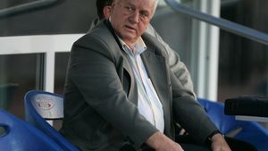 Pădureanu, nemulțumit de atitudinea jucătorilor săi:** "Lăsați fițele!"