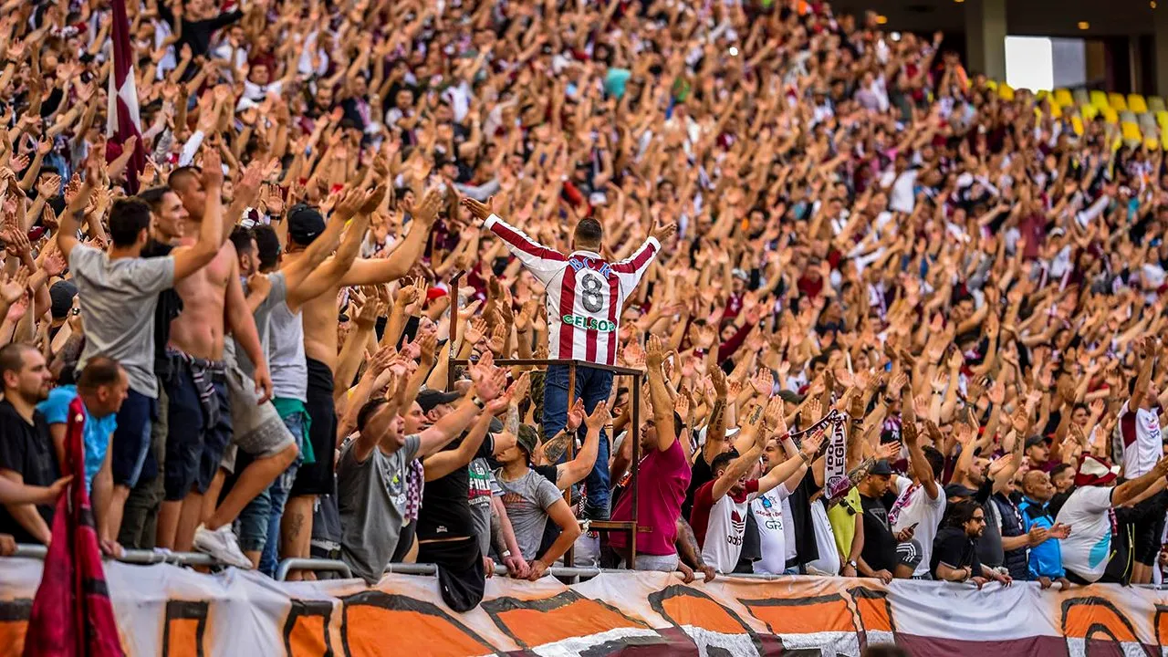 Ce țeapă dă Rapid fanilor! Plătești bilete pentru tribuna zero și primești locuri în alte părți ale stadionului! | EXCLUSIV