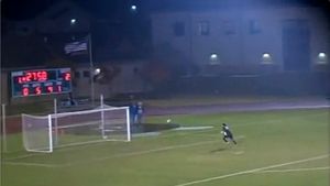 VIDEO ** Gol senzațional de la 80 de metri!