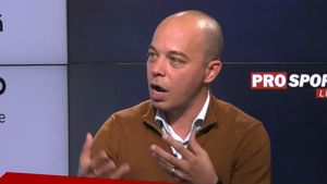 Marius Avram clarifică faza cartonașului roșu încasat de Chindia Târgoviște în prelungirile primei reprize din meciul cu Rapid