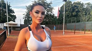 Avocata pe care o doresc mulți fotbaliști din Superliga l-a părăsit pe Adrian Cristea pentru un milionar italian! Cum e răsfățată Andreea Roșca de noul iubit | GALERIE FOTO