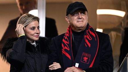 Alex Dobre ar fi fost izolat de colegii de la Rapid, fiind bănuit că ar „turna” informații din vestiar către Diana Șucu