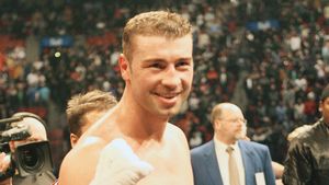 Bute a primit un apartament cu trei camere, promis de Primăria Galați