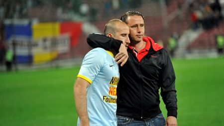 "Unul, e doar unul!" Latovlevici s-a uitat neputincios spre bancă. Mesajul transmis lui Reghe în timpul meciului cu Dinamo