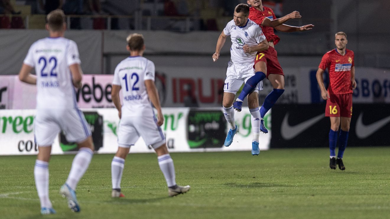 Nu și-au menajat vedetele! Florin Niță, pus la zid de adversarii FCSB-ului. S-au marcat 7 goluri în partida dintre Mlada Boleslav și Sparta Praga