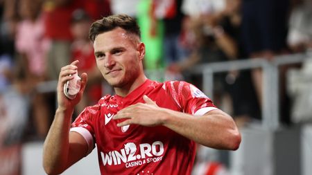 Dinamo a dat lovitura cu fostul junior al lui Manchester United! Dennis Politic, gol în minutul 3 contra Oțelului