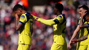 Tottenham, la care Radu Drăguşin a fost rezervă neutilizată, a ajuns pe loc de retrogradare în Premier League!
