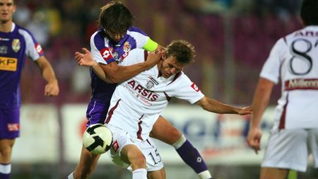 100.000** pentru titlu!