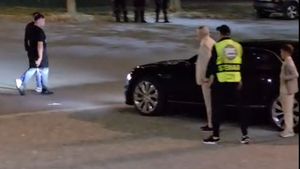 Teia Sponte, scandal cu doi fani FCSB: „Crezi că, dacă ai Bentley, poți să faci ce vrei?”