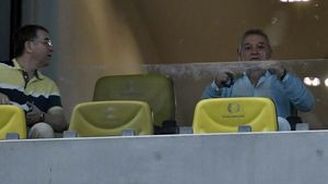 „Vali, fă-i contract!”. Gigi Becali l-a pus pe fotbalist să semneze imediat și l-a transferat