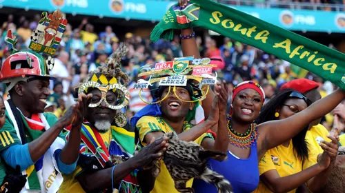 Moment jenant pe stadionul FNB, la „Ziua Nelson Mandela în Sport și Cultură”. Ce a pățit Brandy