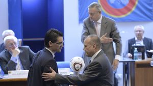 Pușcaș, cercetat disciplinar pentru prezența în emisiunile ProSport Live, Telekomsport și Sport Total FM. Expresia "licențioasă" invocată de șefii FRF: "Ce dracu'' au schimbat? Au schimbat paturile, dar nu și c..."