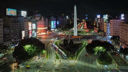 Afaceristul care primește pensie de 5.000 de euro de la statul român s-a convins care e cea mai frumoasă țară din lume: „Are 100 de ani în fața noastră”