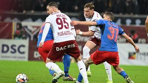 Rapid București - FCSB 0-0, în etapa 29 din Superliga. Campioana urcă pe primul loc, deși a jucat 55 de minute în inferioritate