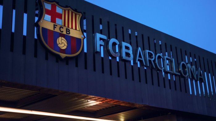 FC Barcelona pune 15.000.000 de euro pe masă pentru transferul fotbalistului care a plecat gratis de la Dinamo București!