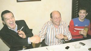 Cât a băut Traian Băsescu la celebra petrecere de la Golden Blitz, după sfertul UEFAntastic Steaua - Rapid. Rădoi: "Am stat toată seara lângă el!"