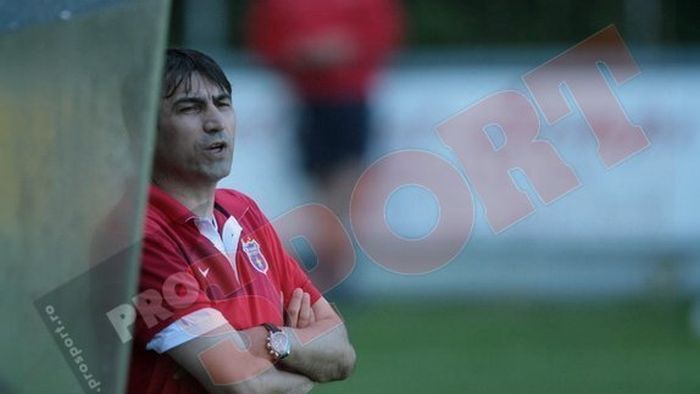 "Dacă Pițurcă ia titlul** cu transferurile pe care le-a făcut, trebuie readus la națională"