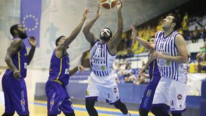 Baschetul timișorean, aproape de colaps și cu echipele SCM! Formația masculină a rămas fără antrenor, iar echipa feminină e ca și desființată