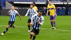 Raul de Tomas, golul anului în La Liga! Spania a rămas cu gura căscată după reușita de la jumătatea terenului | VIDEO