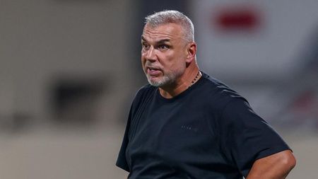 Lovitură grea pentru Cosmin Olăroiu. Ce a pățit echipa lui în Emirate