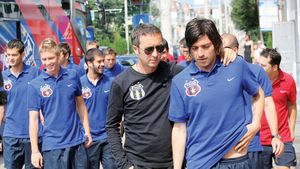 Steliștii cu bilele, "oțelarii" cu parcul!** Oțelul și Steaua s-au relaxat total diferit înaintea Supercupei