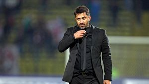 OFICIAL | Claudiu Niculescu, OUT de la Dinamo! Palma pe care conducerea i-a dat-o la finalul drumului: "E vorba despre o oportunitate"