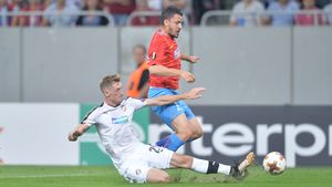 Cehii au "explodat": "Momentul decisiv al meciului? Minutul 22!" Fundașul Hajek a pus tunurile pe arbitru: "Nu a fost penalty. Știam că Budescu e departe de minge"