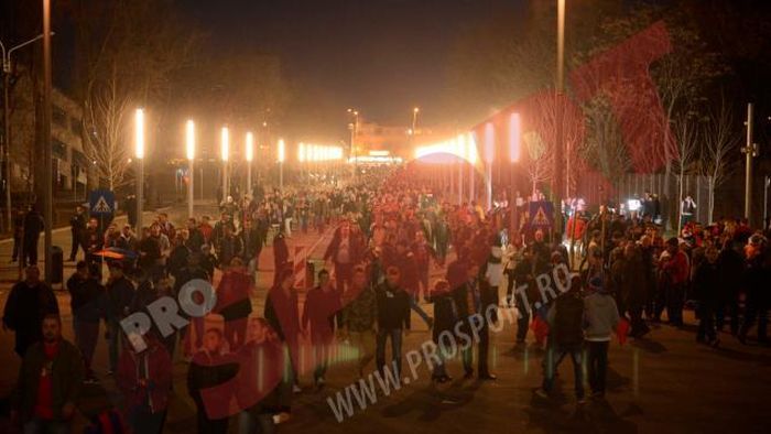 SUPER FOTO! Asta e imaginea serii de la Național Arena! Cum a "transformat" meciul Steaua - Chelsea un "război fără sfârșit":