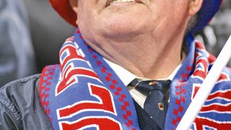 Steaua se întoarce în comunism:** Suporterii, încolonați!