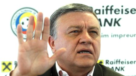 Sandu: "Austria joacă modest! Îi batem în ambele manșe"