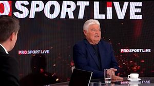 Reacția lui Ioan Andone, acuzat de blat pentru a-i întoarce serviciul lui Marius Lăcătuș! „Mircea Lucescu a avut discuții cu mine, mi-a zis că eu cu Lăcă suntem prieteni”. VIDEO EXCLUSIV