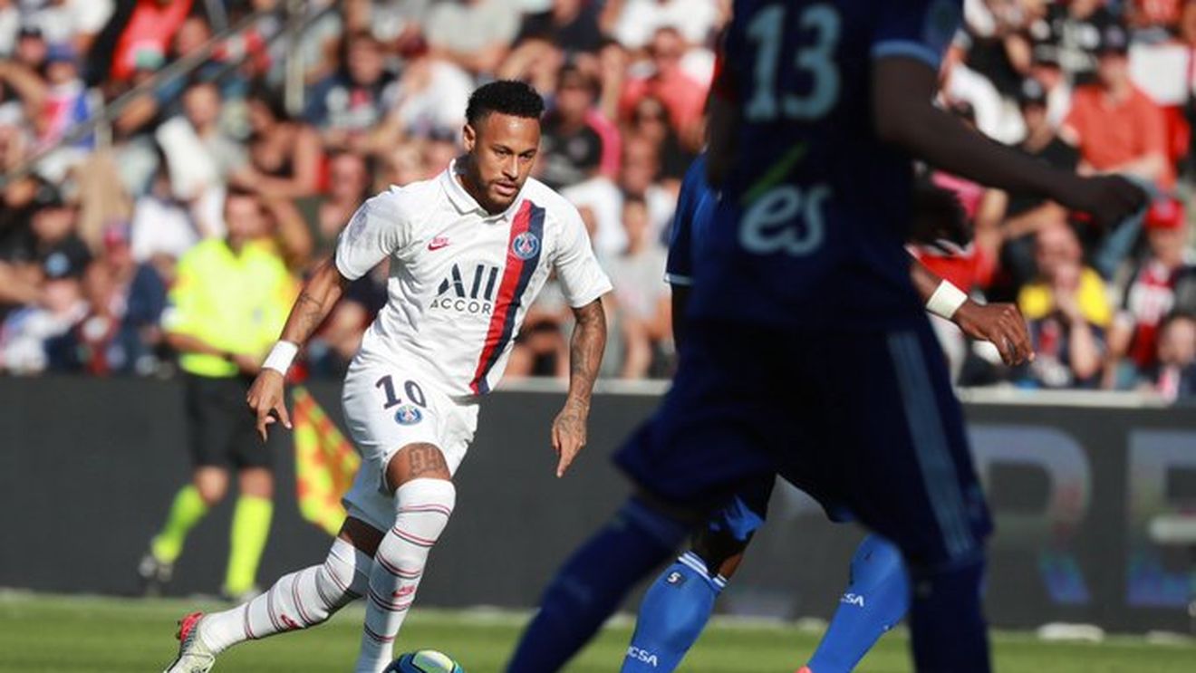 FOTO & VIDEO | Neymar, inamicul public #1 la revenirea pe Parc des Princes! Mesaj jignitor al fanilor lui PSG + fluierături și semne obscene